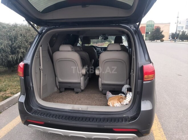 Kia Carnival 2015, 230,000 km - 2.2 l - Bakı