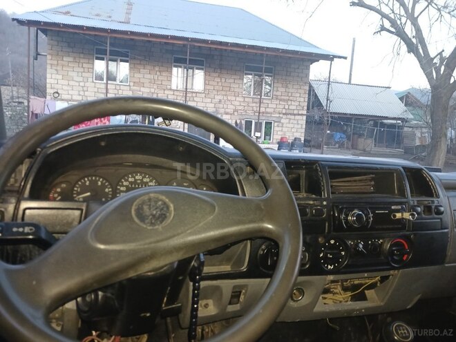 GAZ 330202-740 2004, 350,000 km - 2.5 l - Qax