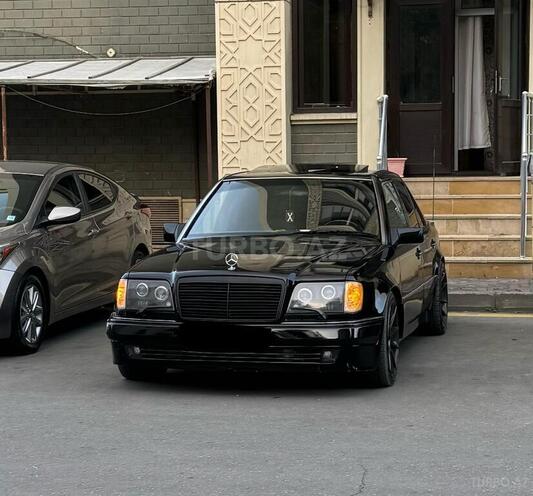 Mercedes E 280 1993, 350,000 km - 2.8 l - Bakı