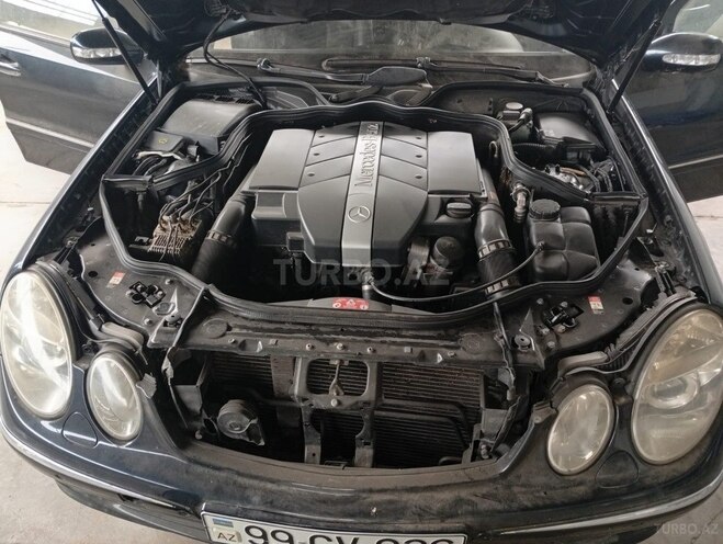 Mercedes E 240 2003, 250,000 km - 2.6 l - Saatlı