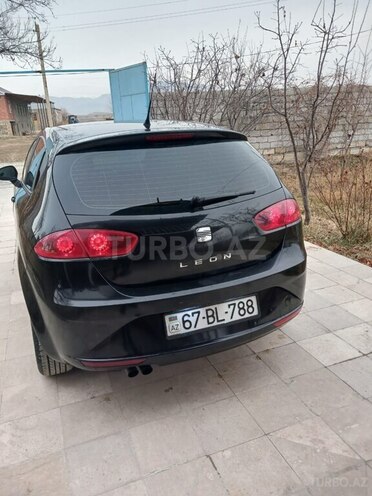 SEAT Leon-3