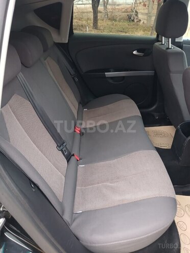 SEAT Leon-7