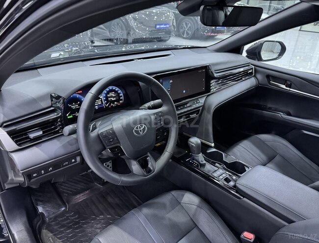 Toyota Camry-9