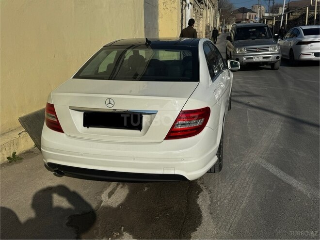 Mercedes C 220 d 2010, 180,000 km - 2.2 л - Bakı
