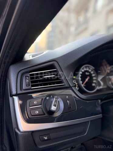 BMW 520 2016, 240,100 km - 2.0 l - Bakı