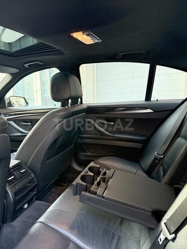BMW 520 2016, 240,100 km - 2.0 l - Bakı