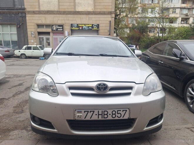 Toyota Corolla 2006, 220,000 km - 1.4 l - Bakı