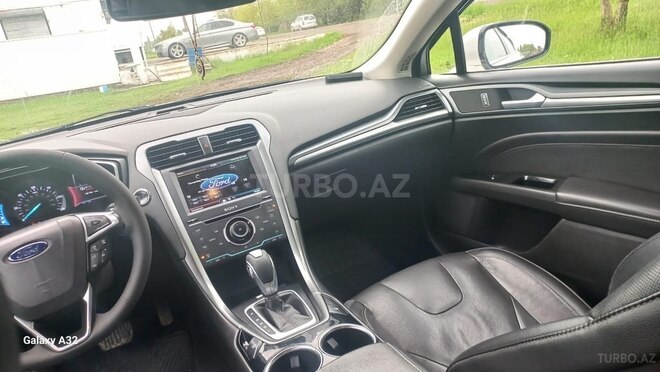 Ford Fusion (North America) 2014, 200,000 km - 2.0 l - Masallı