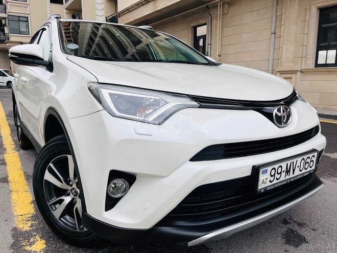 Toyota RAV4 2018, 92,000 km - 2.5 l - Bakı