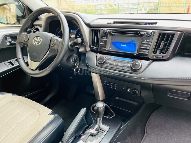 Toyota RAV4 2018, 92,000 km - 2.5 l - Bakı