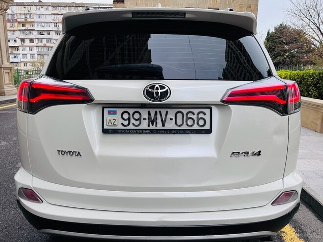 Toyota RAV4 2018, 92,000 km - 2.5 l - Bakı