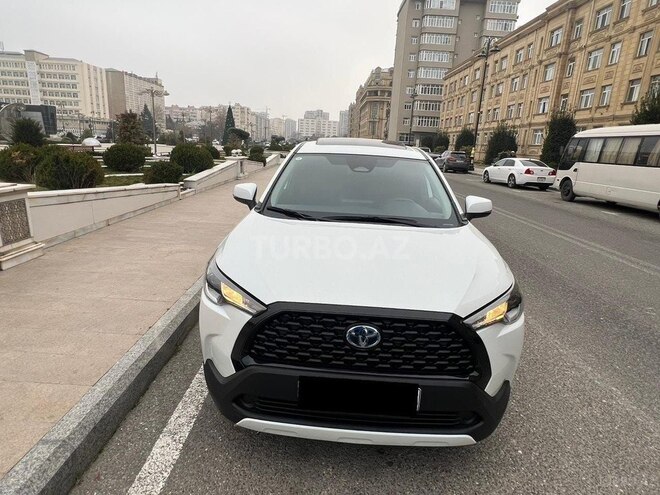 Toyota Corolla Cross 2024, 39,000 km - 2.0 l - Bakı