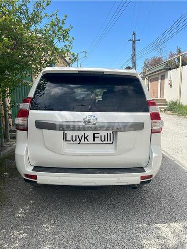 Toyota Land Cruiser Prado 2014, 210,000 km - 2.7 л - Bakı