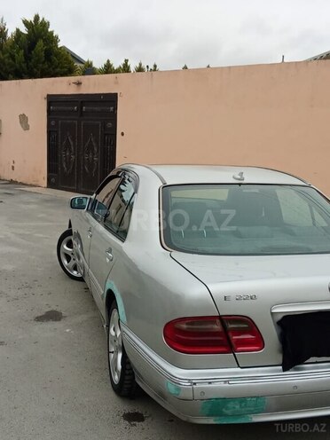 Mercedes E 220 d 2001, 456,820 km - 2.2 л - Bakı