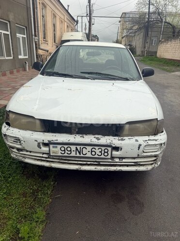 Mitsubishi Lancer 1997, 250,000 km - 1.3 l - Quba