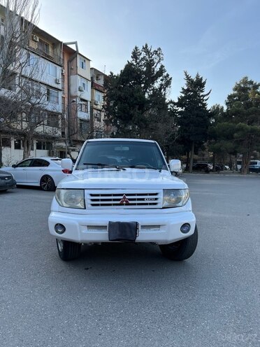Mitsubishi Pajero io 1999, 500,000 km - 1.8 l - Bakı