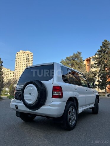 Mitsubishi Pajero io 1999, 500,000 km - 1.8 l - Bakı