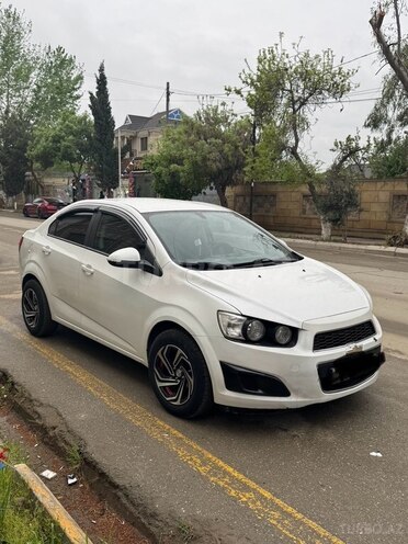 Chevrolet Aveo-4