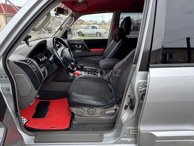 Mitsubishi Pajero 2003, 295,000 km - 3.0 л - Sumqayıt