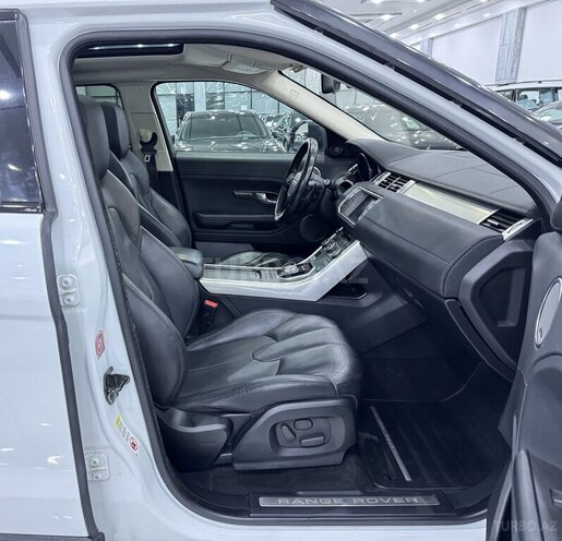 Land Rover RR Evoque-12