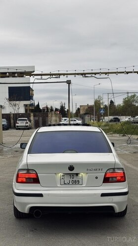 BMW 530 2001, 280,000 km - 3.0 l - Bakı