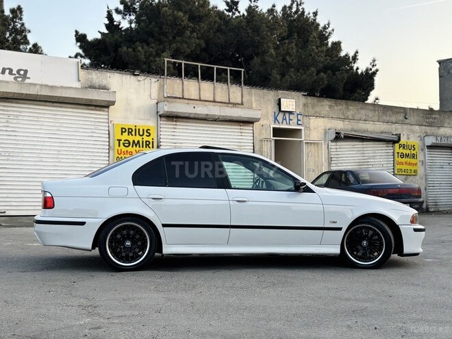 BMW 530 2001, 280,000 km - 3.0 l - Bakı