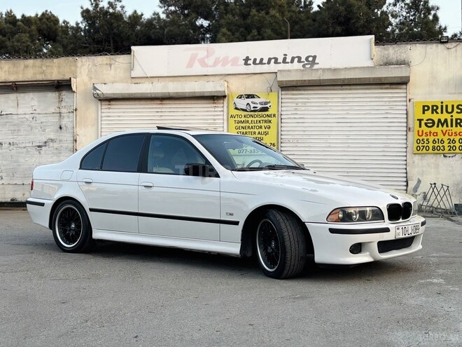 BMW 530 2001, 280,000 km - 3.0 l - Bakı