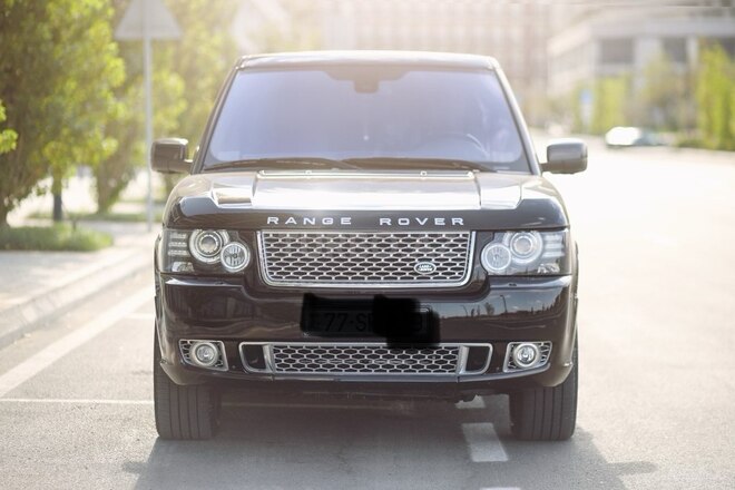 Land Rover Range Rover 2010, 197,000 km - 5.0 л - Bakı