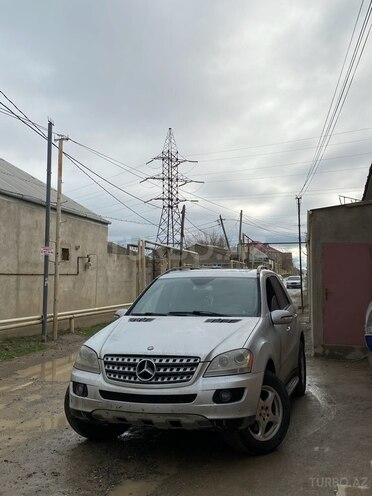 Mercedes ML 350 4MATIC 2005, 120,000 km - 3.5 л - Bakı