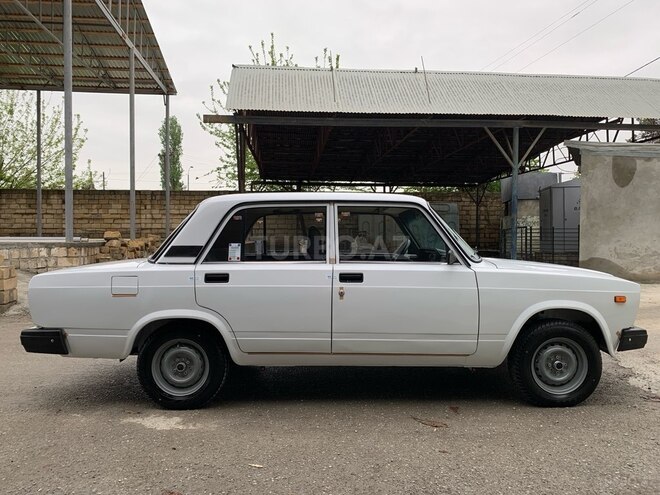 LADA (VAZ) 2107 2005, 80,000 km - 1.6 l - Göyçay