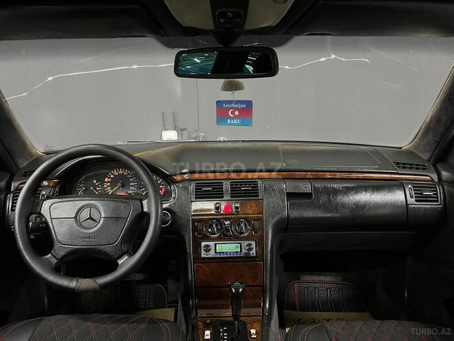 Mercedes E 200 1997, 400,000 km - 2.0 l - Bakı