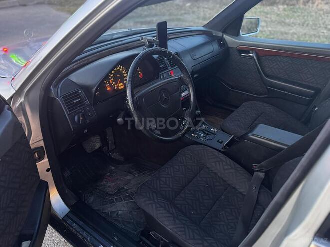 Mercedes C 220 1993, 470,000 km - 2.2 l - Laçın
