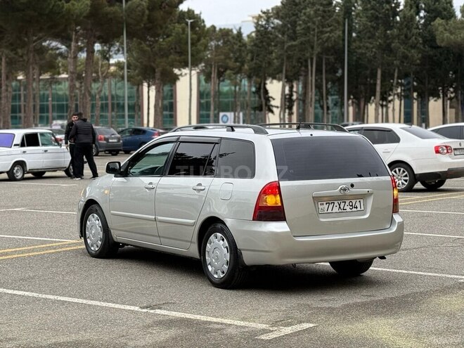 Toyota Corolla 2006, 240,000 km - 1.4 l - Sumqayıt