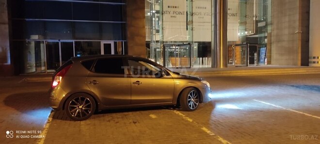 Hyundai i30 2008, 286,407 km - 1.6 l - Bakı