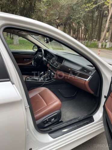 BMW 528 2015, 160,000 km - 2.0 l - Bakı