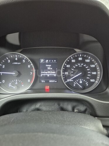 Hyundai Elantra 2017, 146,450 km - 2.0 л - Bakı