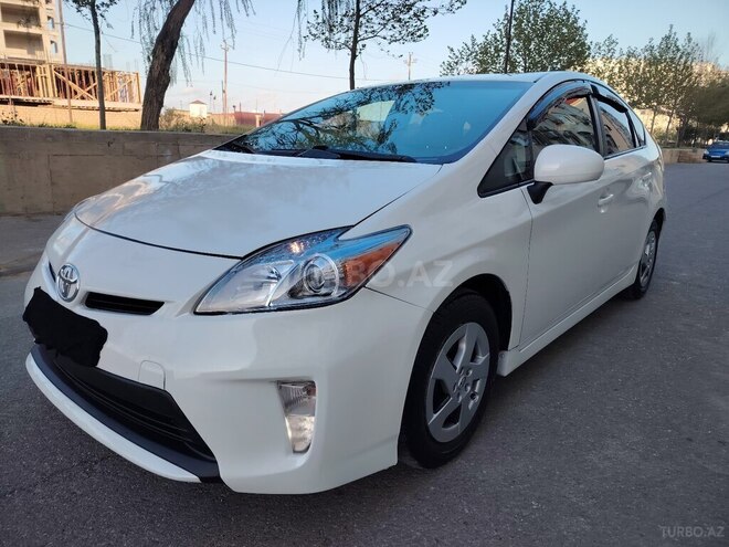 Toyota Prius 2015, 144,000 km - 1.8 l - Bakı