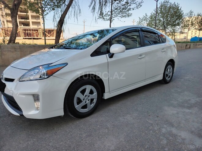 Toyota Prius 2015, 144,000 km - 1.8 l - Bakı