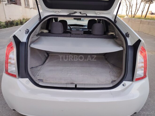 Toyota Prius 2015, 144,000 km - 1.8 l - Bakı