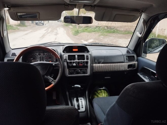 Mitsubishi Pajero io 2001, 274,000 km - 2.0 l - Bakı
