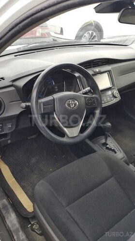 Toyota Corolla Axio 2018, 142,000 km - 1.5 л - Bakı