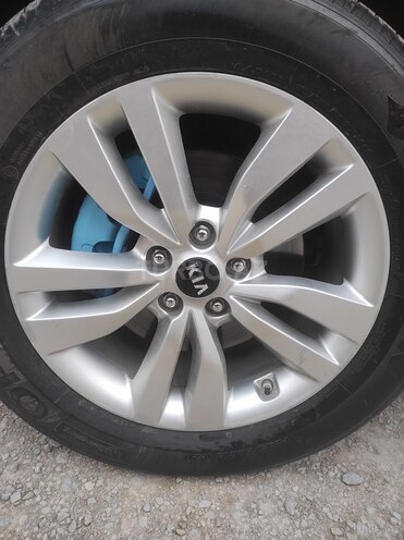 Kia Sorento-16