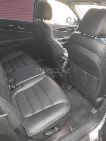 Kia Sorento-3