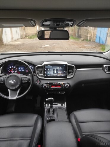 Kia Sorento-6