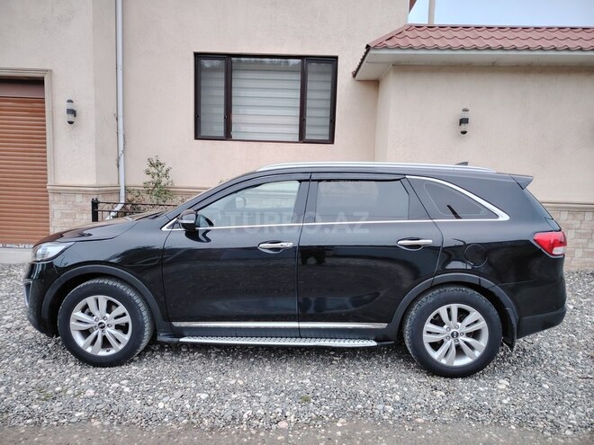 Kia Sorento 2016, 209,000 km - 2.0 l - Quba