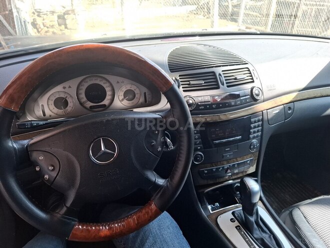 Mercedes E 240 2002, 239,075 km - 2.6 l - Cəlilabad