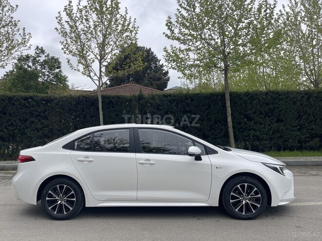 Toyota  2025, 10 km - 1.8 l - Bakı