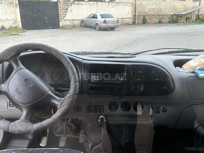Ford Transit 1999, 250,000 km - 2.5 l - Quba