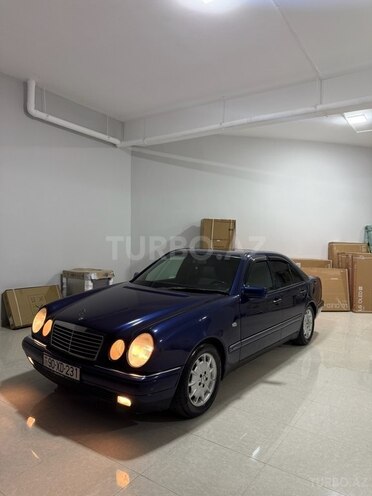 Mercedes E 230 1998, 382,000 km - 2.3 l - Bakı