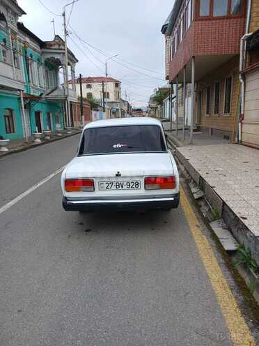 LADA (VAZ) 2107 2003, 43,000 km - 1.6 l - Quba